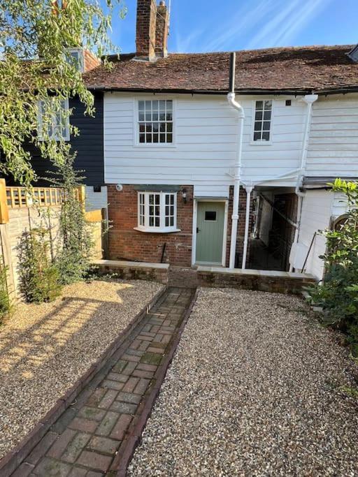 The Cottage, 13 Golden Sq. Tenterden Eksteriør bilde